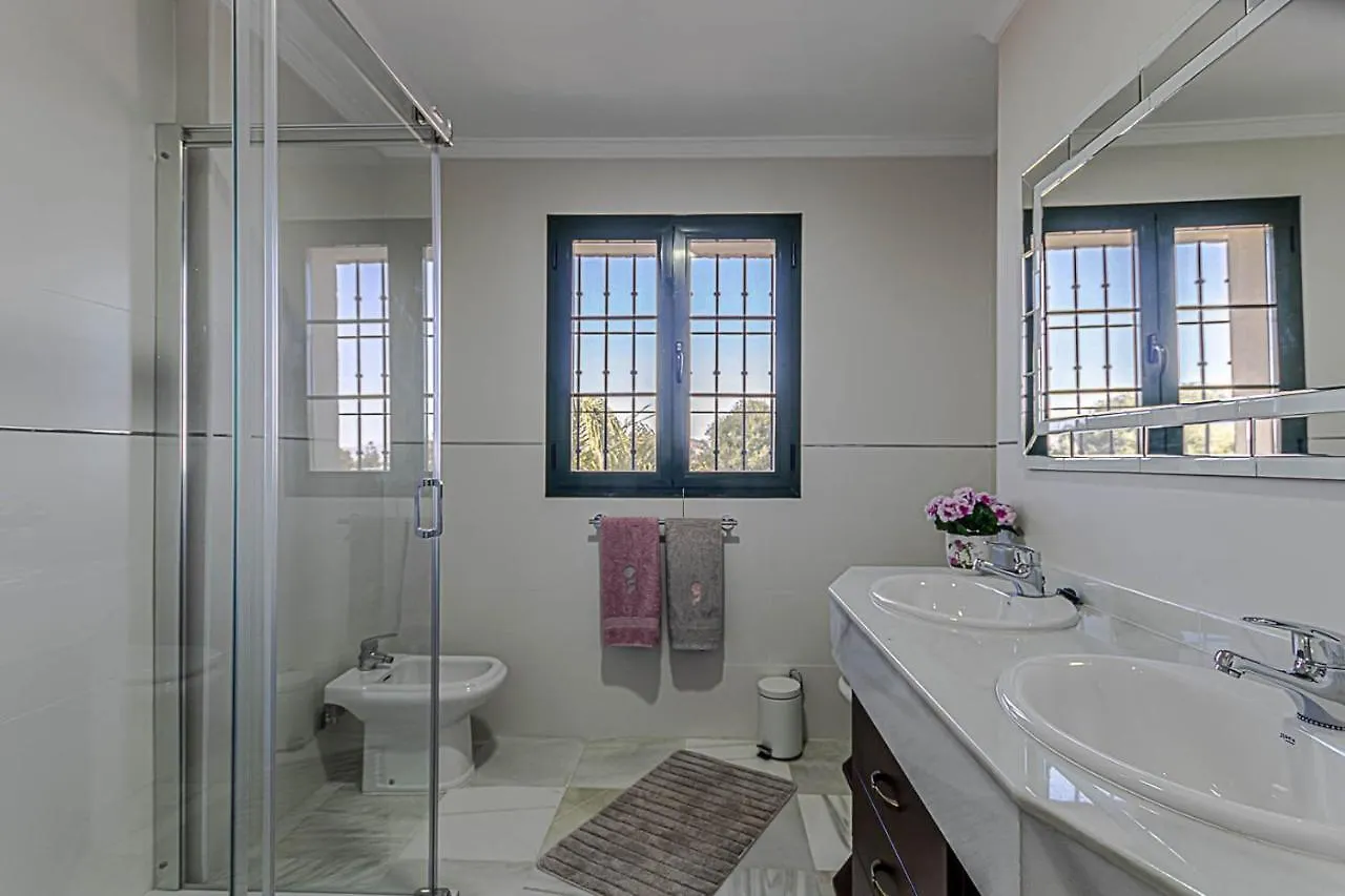 Bed & Breakfast Villakarmyr Alhaurin de la Torre Spain