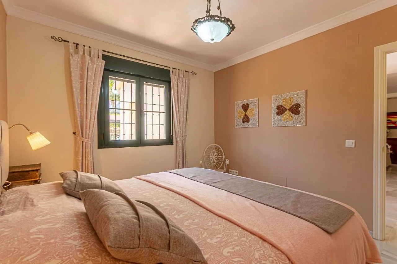 Bed & Breakfast Villakarmyr Alhaurin de la Torre Spain