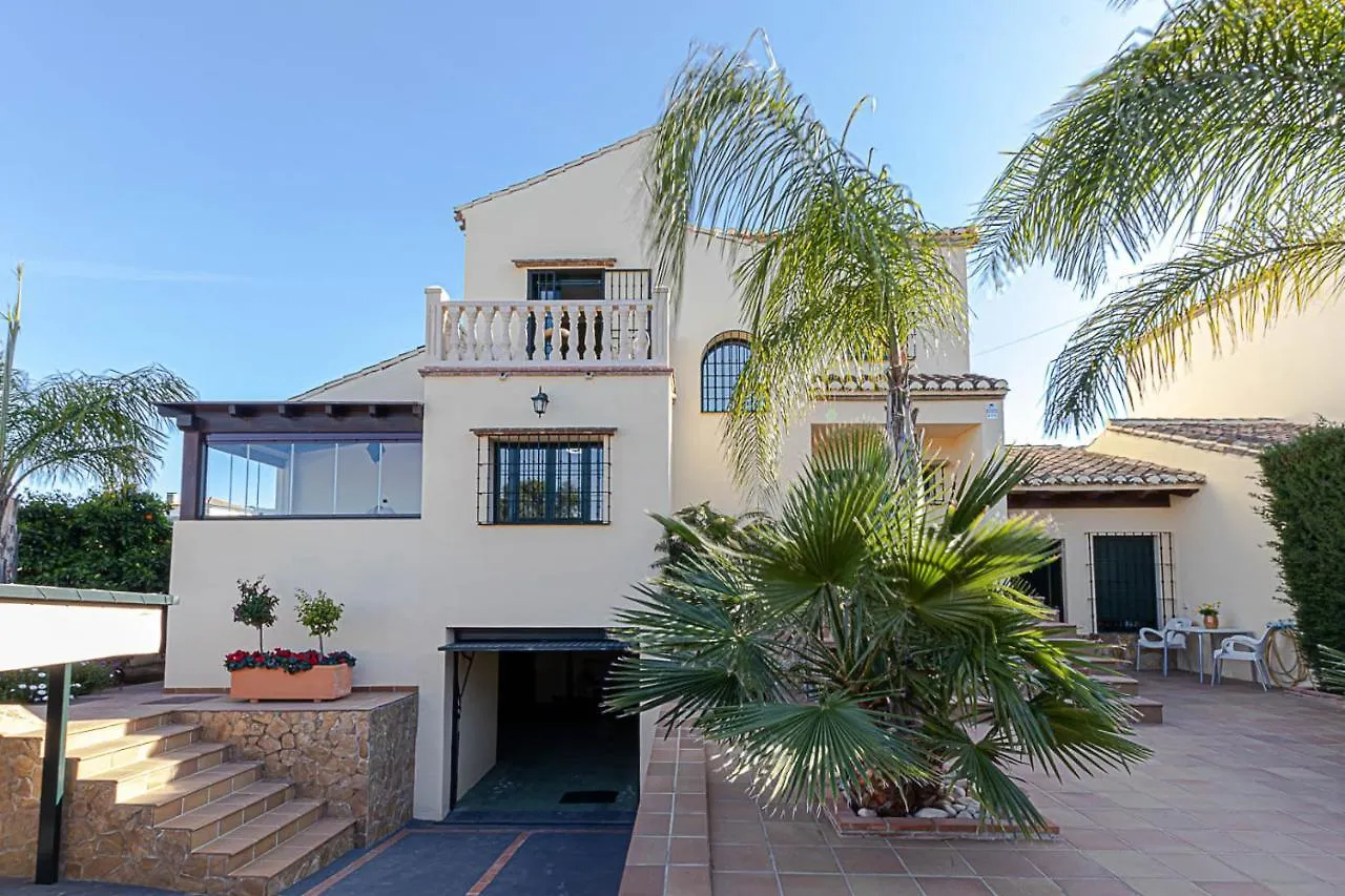 Bed & Breakfast Villakarmyr Alhaurin de la Torre